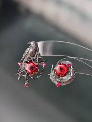 O1CN01JPolTc22jxnP5gYLd_4611686018427382885-0-item_pic Sylus Red Zircon Bird & Feather Stud Earrings | Love and Deepspace